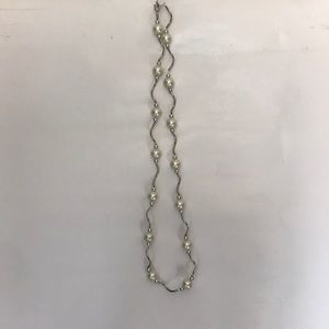 Silver and pearl necklace